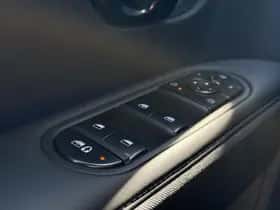 Hyundai Ioniq 5 (2025) thumbnail 36