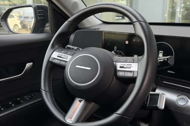 Hyundai Kona (2024) thumbnail 17