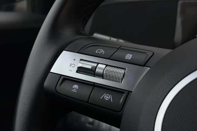 Hyundai Kona (2024) thumbnail 21