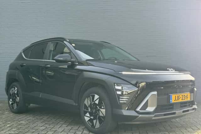 Hyundai Kona (2024) thumbnail 4