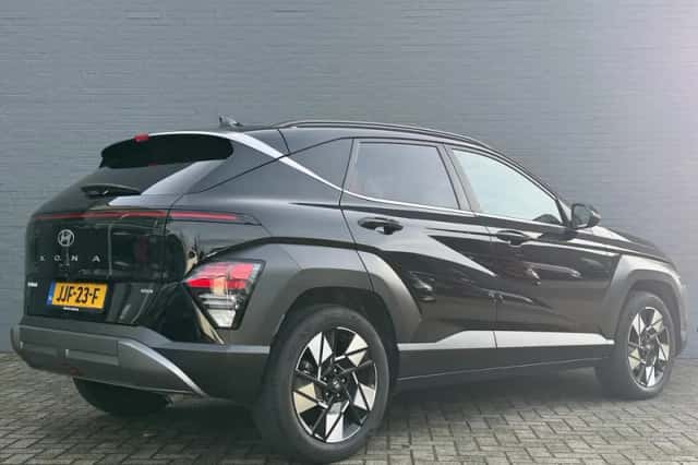 Hyundai Kona (2024) thumbnail 6