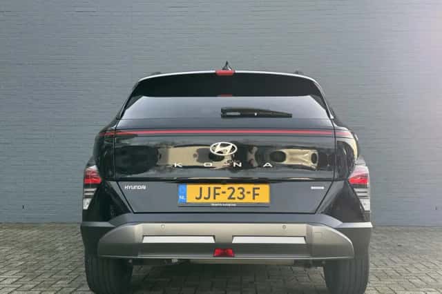 Hyundai Kona (2024) thumbnail 7