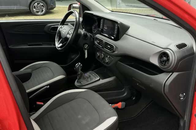 Hyundai i10 (2020) thumbnail 13