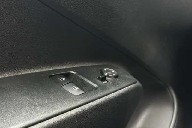 Hyundai i10 (2020) thumbnail 24