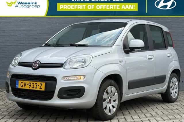 Fiat Panda (2015) thumbnail 1