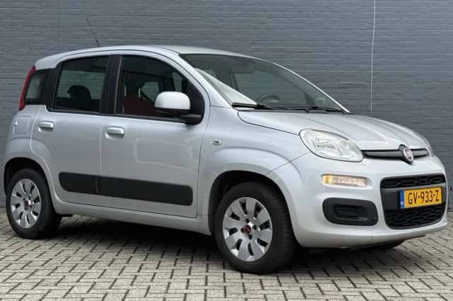 Fiat Panda (2015) thumbnail 4