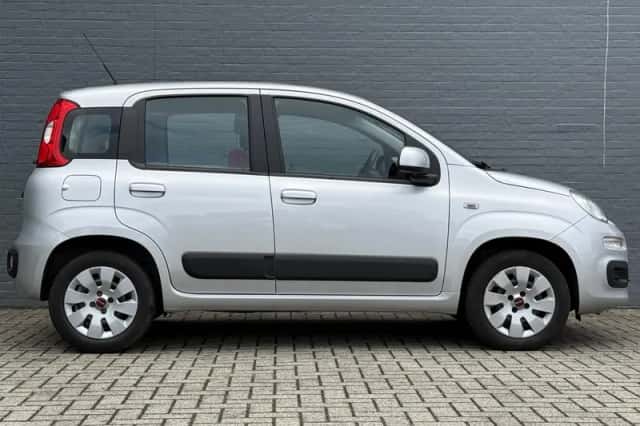 Fiat Panda (2015) thumbnail 5