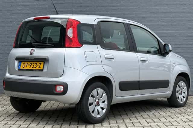 Fiat Panda (2015) thumbnail 6