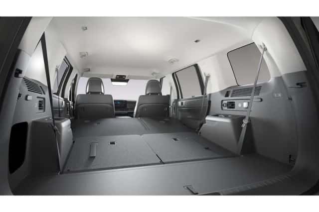 Hyundai Santa Fe (2026) thumbnail 4