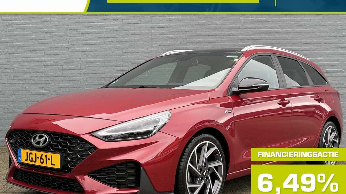 Hyundai i30 (2023) — foto 1