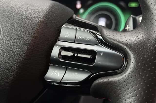Hyundai i30 (2023) thumbnail 25