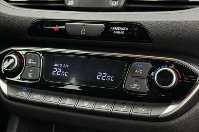 Hyundai i30 (2023) thumbnail 26