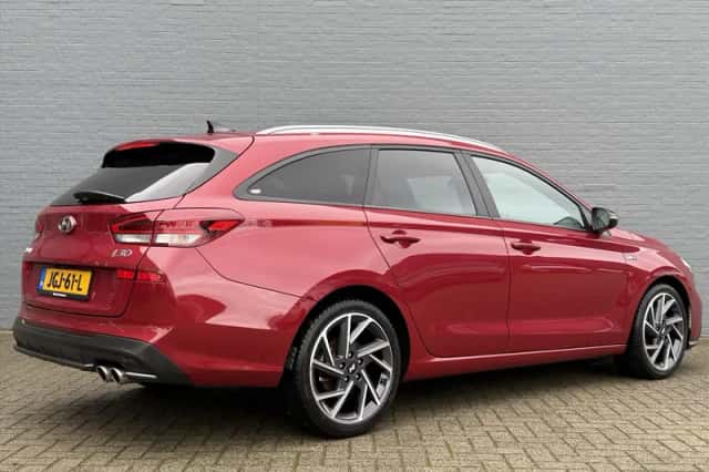 Hyundai i30 (2023) thumbnail 5
