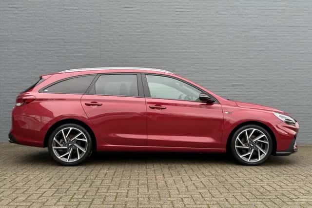 Hyundai i30 (2023) thumbnail 6