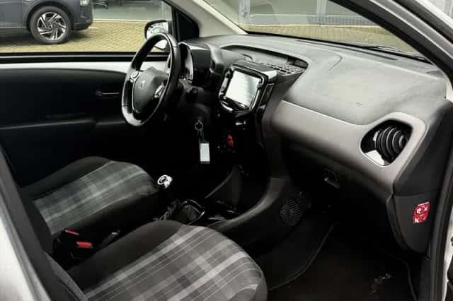 Peugeot 108 (2020) thumbnail 13