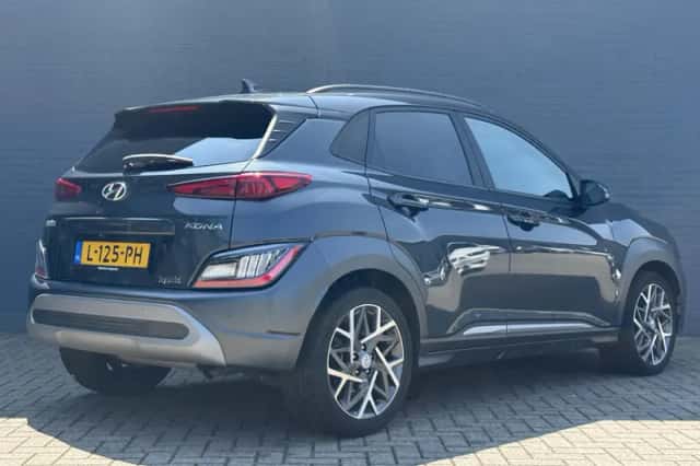 Hyundai Kona (2021) thumbnail 6