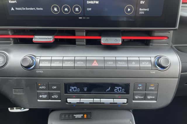 Hyundai Kona (2025) thumbnail 12