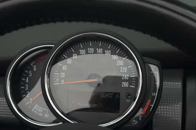 MINI Cooper (2019) thumbnail 20