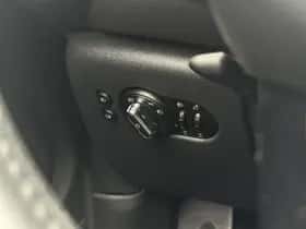 MINI Cooper (2019) thumbnail 26