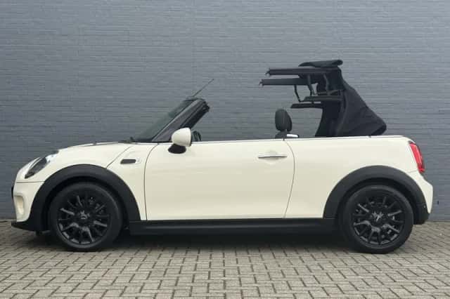 MINI Cooper (2019) thumbnail 5