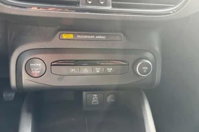 Ford Focus (2024) thumbnail 12