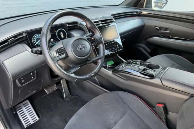 Hyundai Tucson (2021) thumbnail 11