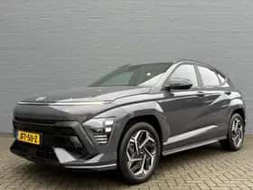 Hyundai Kona (2023) thumbnail 2
