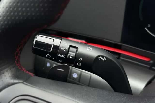 Hyundai Kona (2023) thumbnail 18