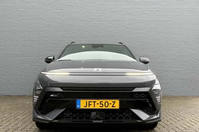 Hyundai Kona (2023) thumbnail 3