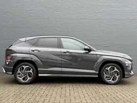 Hyundai Kona (2023) thumbnail 5