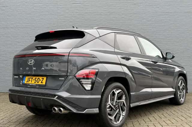 Hyundai Kona (2023) thumbnail 6