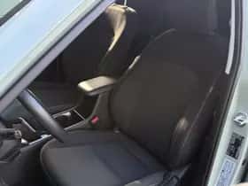 Hyundai Kona (2024) thumbnail 12