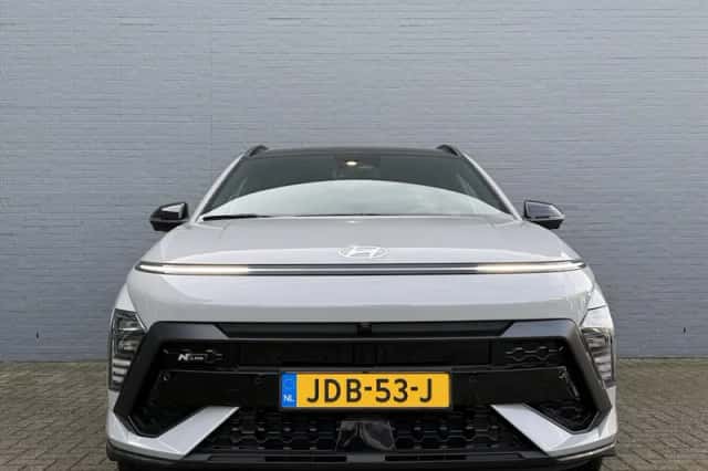 Hyundai Kona (2024) thumbnail 3