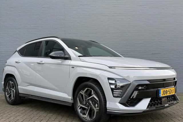Hyundai Kona (2024) thumbnail 4