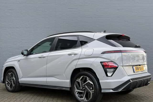 Hyundai Kona (2024) thumbnail 8