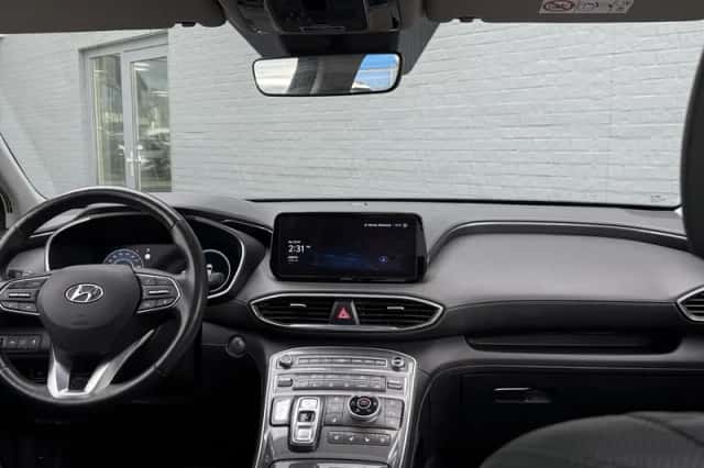 Hyundai Santa Fe (2023) thumbnail 16