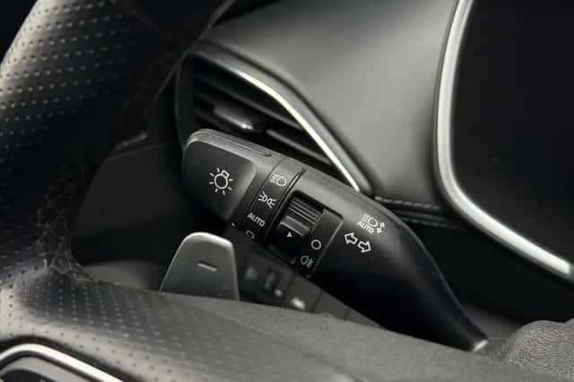 Hyundai Santa Fe (2023) thumbnail 19