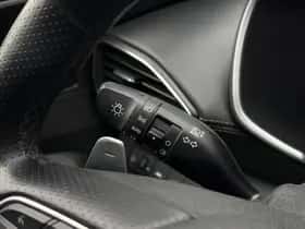 Hyundai Santa Fe (2023) thumbnail 19