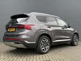 Hyundai Santa Fe (2023) thumbnail 5