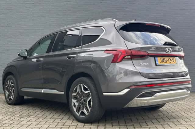 Hyundai Santa Fe (2023) thumbnail 7