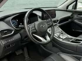 Hyundai Santa Fe (2023) thumbnail 9
