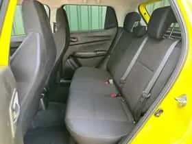 Suzuki Swift (2019) thumbnail 16