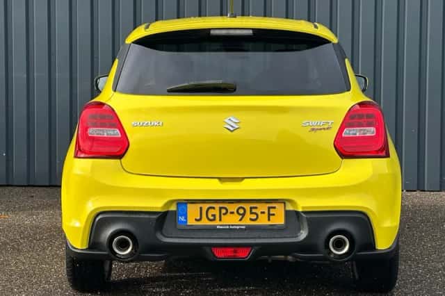 Suzuki Swift (2019) thumbnail 4