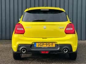 Suzuki Swift (2019) thumbnail 4