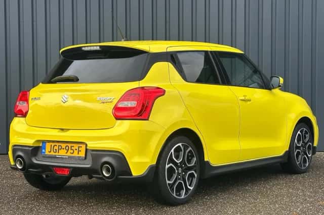Suzuki Swift (2019) thumbnail 5