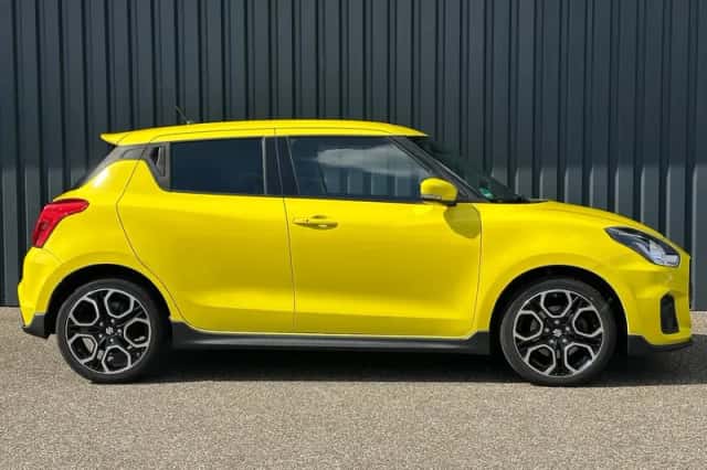 Suzuki Swift (2019) thumbnail 6