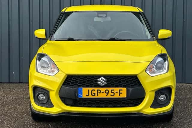 Suzuki Swift (2019) thumbnail 8