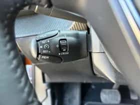 Peugeot e-2008 (2022) thumbnail 14