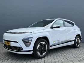 Hyundai Kona (2024) thumbnail 3