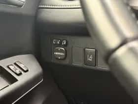 Toyota RAV4 (2018) thumbnail 26